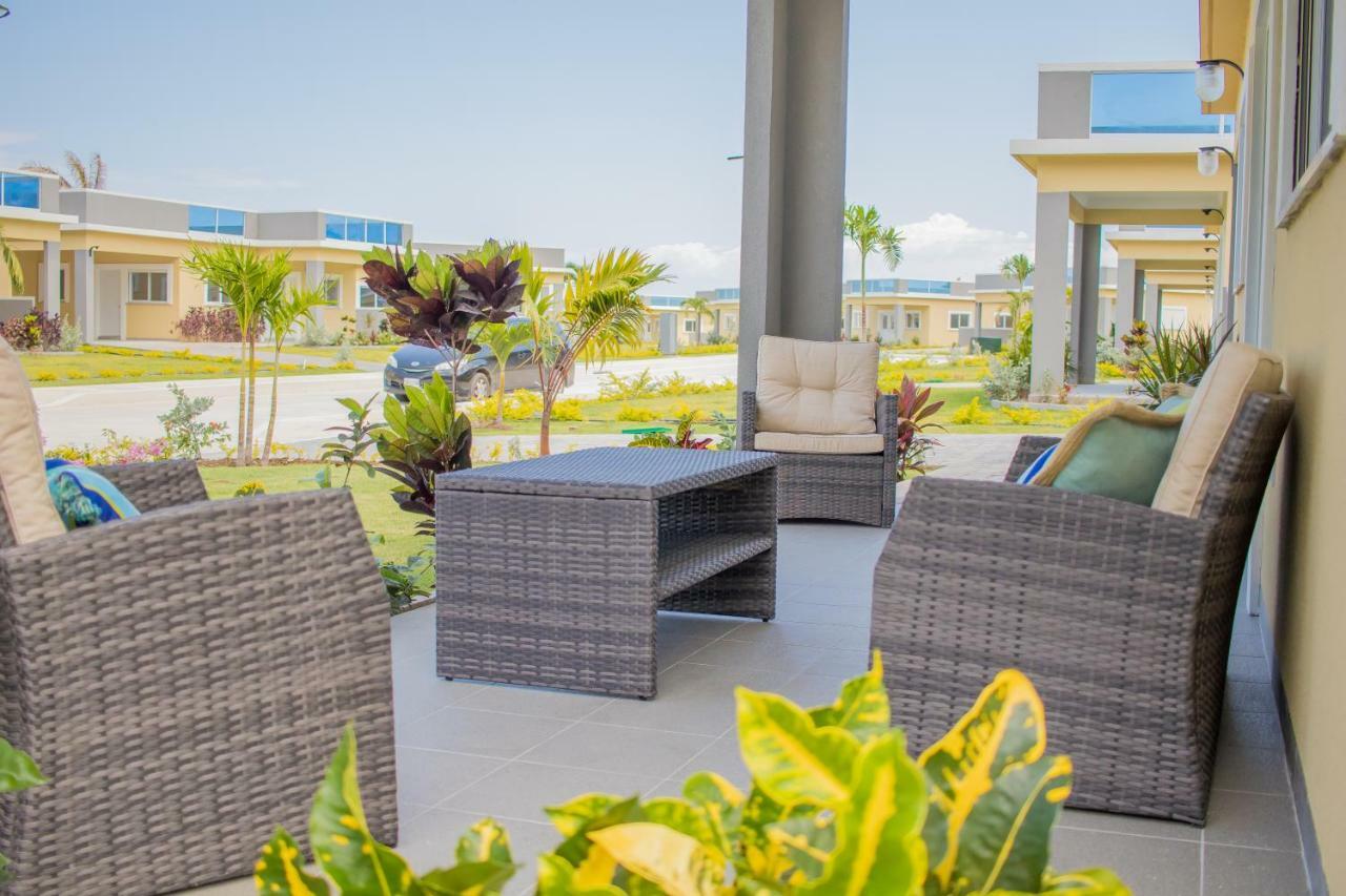 The Marina Villa De Sonja Очо Риос Екстериор снимка